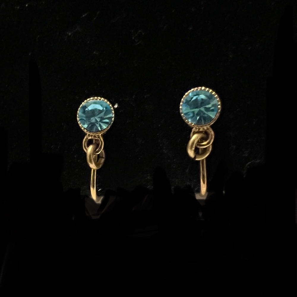 Turquoise Screw Back Vintage Earrings